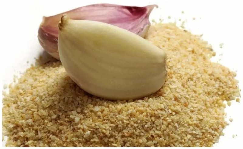 تصویر 3 از پودر سیر خانگی مناسب انواع غذا و چاشنی